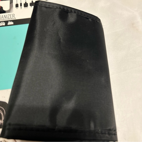 G-Force Tech Accessory Organizer Explore Excellence 8” 4” Bag Adjustable Pouch - Picture 2 of 13